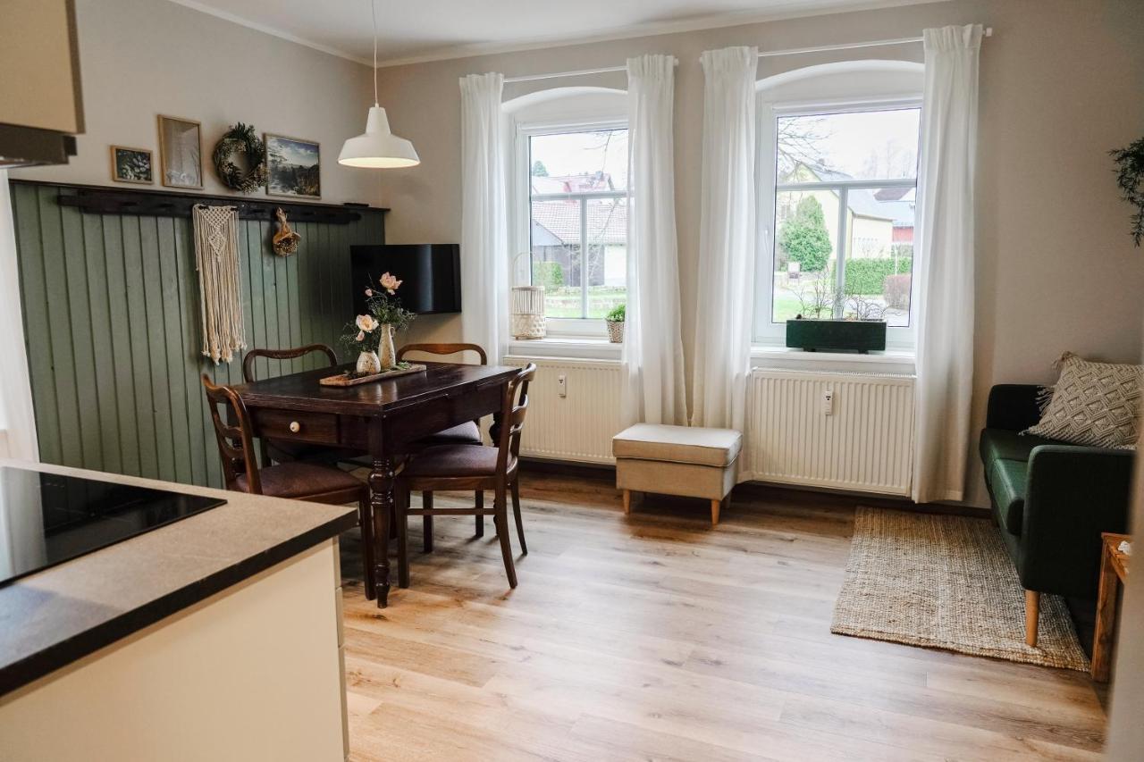 Urlaubsfreude Biedermann Haus Gluecksstein Ferienwohnung Smaragd Bad Schandau Exterior photo